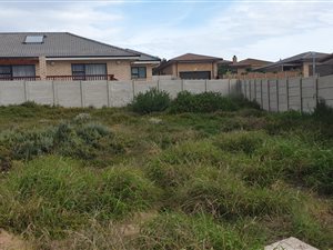582 m² Land available in Reebok
