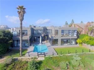 6 Bed House in Melkbosstrand