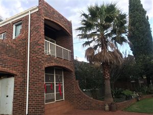 8.5 ha Farm in Rietfontein