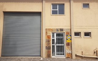 180 m² Commercial space in City Deep
