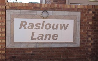 3 Bedroom Duplex in Raslouw