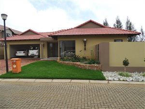 3 Bed House in Grimbeek Park