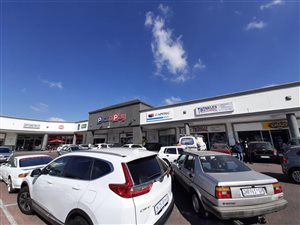 28 m² Retail Space in Oakdene