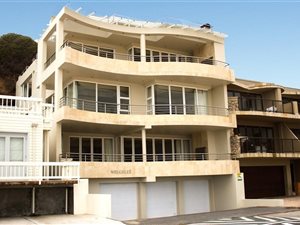 7 Bed House in Herolds Bay