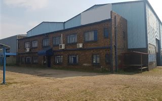 1200 m² Industrial space in Wadeville