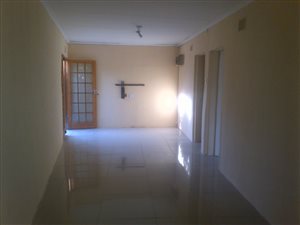 1 Bed Flat in Adamayview