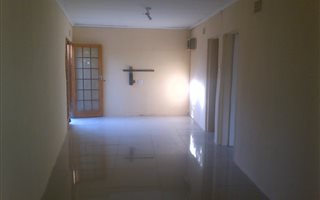 1 Bedroom Flat in Adamayview