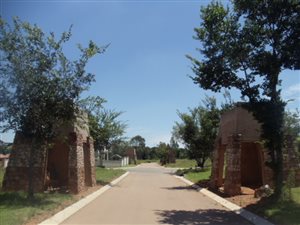 1 Bed Garden Cottage in Rietvalleirand