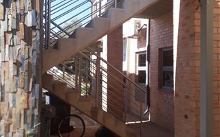 156 m² Office Space in Silver Lakes Golf Estate