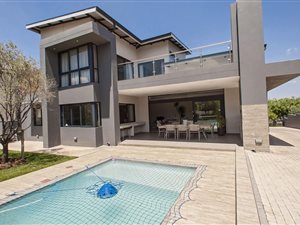 4 Bed House in Steyn City