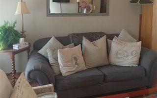 2 Bedroom Simplex in Garsfontein