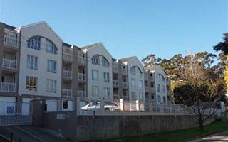 2 Bedroom Apartment in La Colline