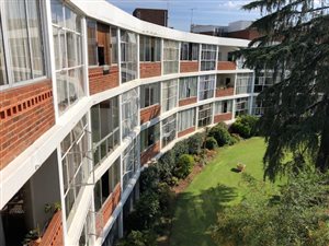 2 Bed Apartment in Craighall Park