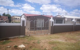 3 Bedroom House in Zwide