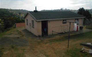 2 Bedroom House in KwaMashu