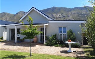 3 Bedroom Townhouse in Onrus