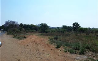 7.3 ha Land available in Waterval East