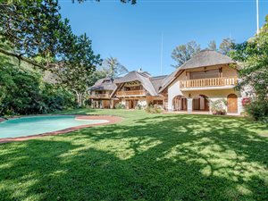 6 Bed House in Cowies Hill
