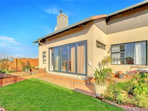 3 Bed Townhouse in Amorosa