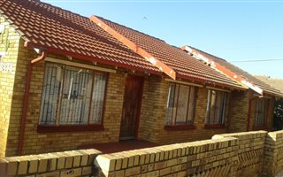 3 Bedroom House in Kanana