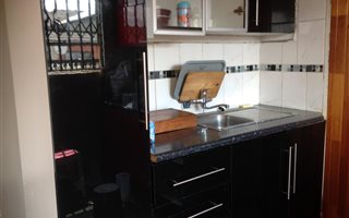 2 Bedroom House in Fleurhof