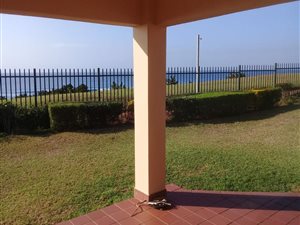 3 Bed Apartment in Illovo Beach