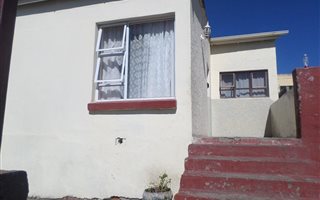 3 Bedroom House in Newton Park