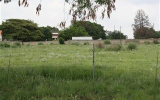 2377 m² Land available in Deneysville
