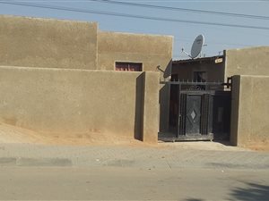 2 Bed House in Ivory Park