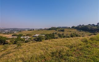 1348 m² Land available in Simbithi Estate