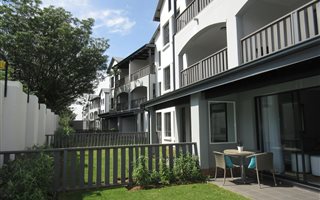 3 Bedroom Apartment in Broadacres