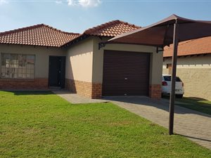 3 Bed House in Hexrivier Lifestyle Estate