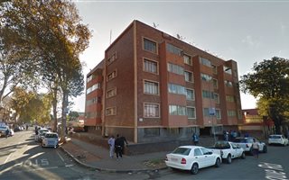 2 Bedroom Apartment in Yeoville
