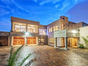 6 Bed House in Erasmusrand