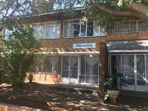 1 Bedroom Apartment in Adamayview