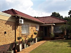 3 Bed House in Linmeyer