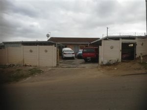 3 Bed House in Brookdale