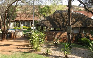 12 Bedroom House in Donkerhoek