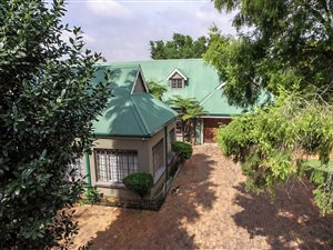 5 Bed House in Sonneveld