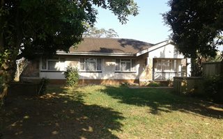 3 Bedroom House in Clare Estate