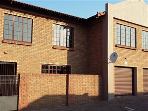 3 Bed Townhouse in Aerorand