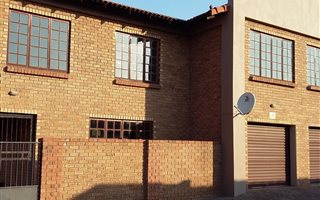3 Bedroom Townhouse in Aerorand
