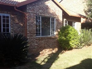 3 Bed Cluster in Amberfield Crest