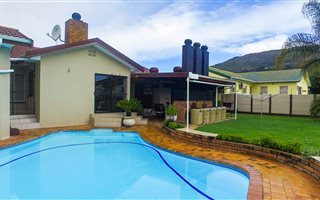 3 Bedroom House in Northern Paarl
