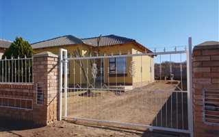 3 Bedroom House in Queenstown Central