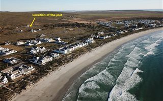 393 m² Land available in Britannia Bay
