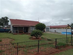 2 Bed House in Witpoortjie