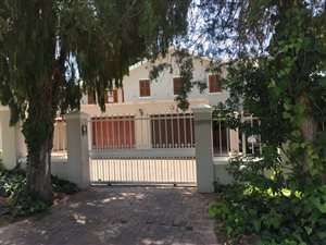 4 Bed Duplex in Paarl