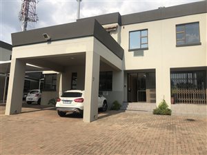 240 m² Commercial space in Woodmead