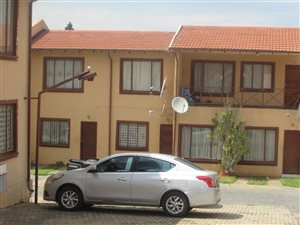 3 Bed Townhouse in Bramley View